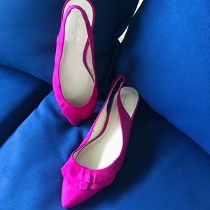 Fuchsia flats.. Cool office/brunch style flats!!!